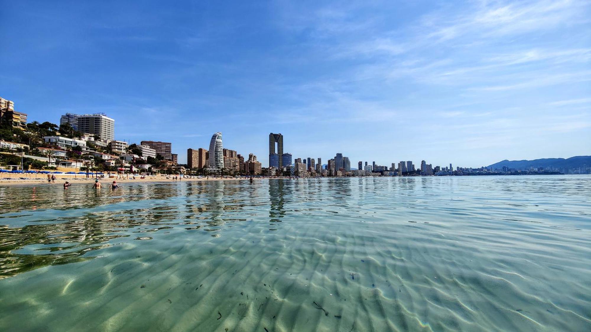 Esmeralda Sea Front Apartment Benidorm Exteriör bild