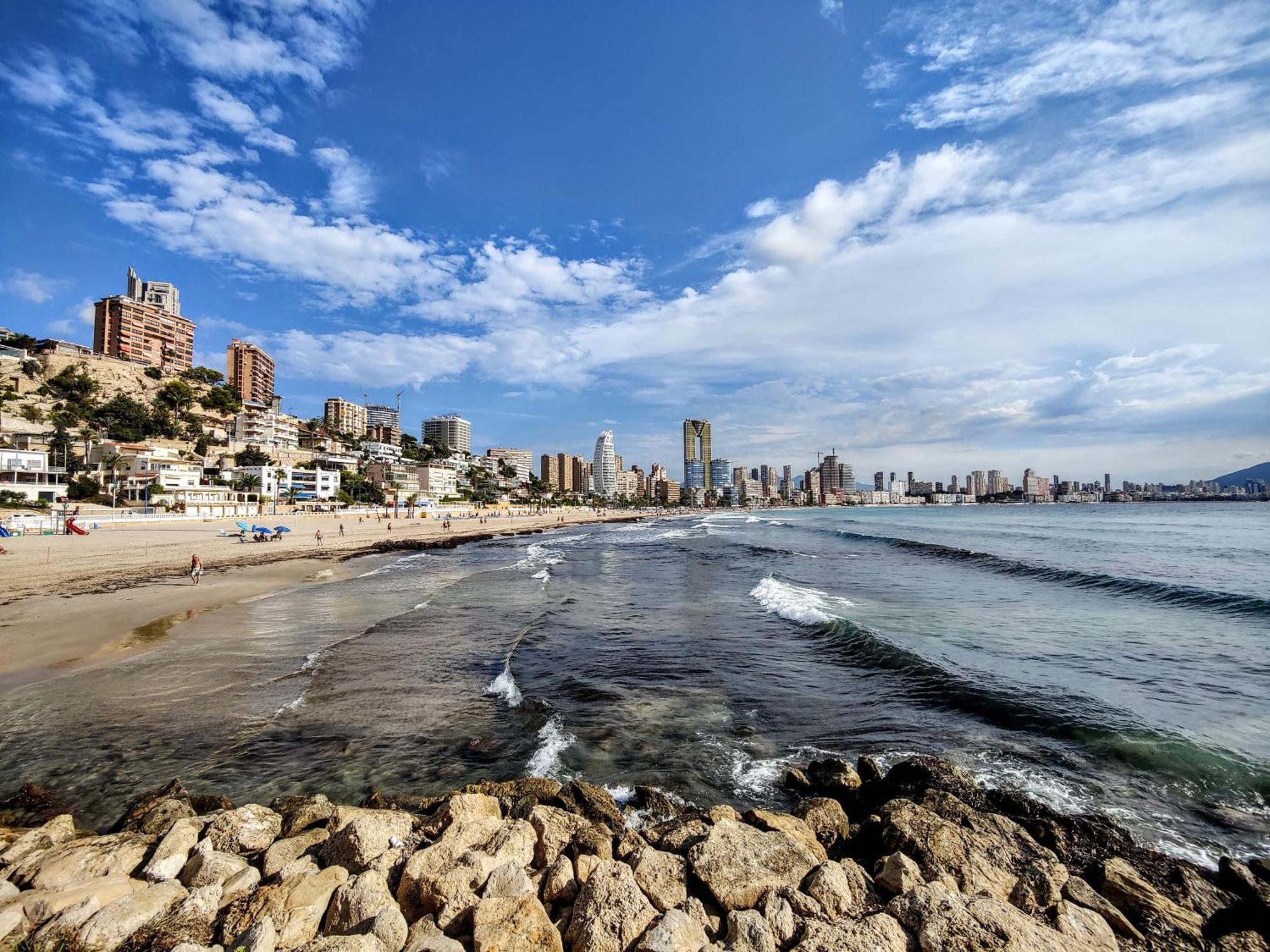 Esmeralda Sea Front Apartment Benidorm Exteriör bild